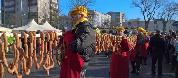 Праздник Длинной колбасы в Калининграде - Sputnik Литва