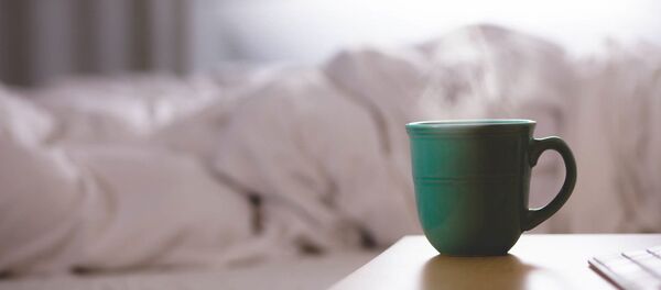 Кофе в постель, архивное фото Кофе в постель, архивное фото - Sputnik Литва