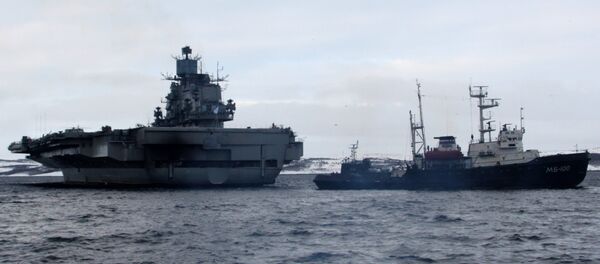 Торжественная встреча авианесущего крейсера Адмирал Кузнецов в Североморске - Sputnik Литва