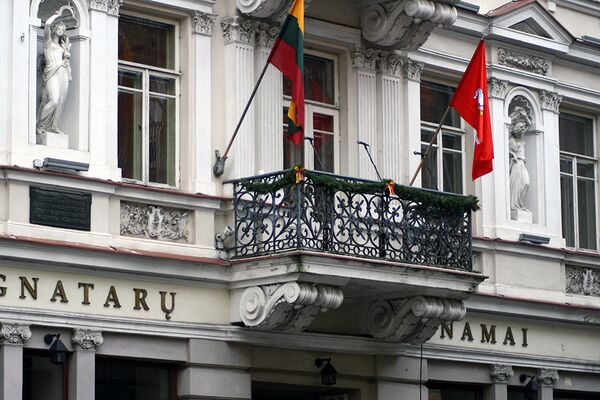 Балкон Дома подписантов, с которого был зачитан Акт о Независимости 16 февраля 1918 года - Sputnik Литва