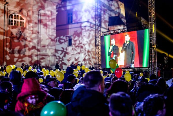 Концерт во время праздника День восстановления государственности - Sputnik Литва