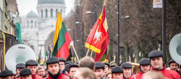 Парад в Каунасе во время праздника День восстановления государственности - Sputnik Lietuva