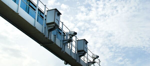 Подвесной радар на дороге - Sputnik Литва