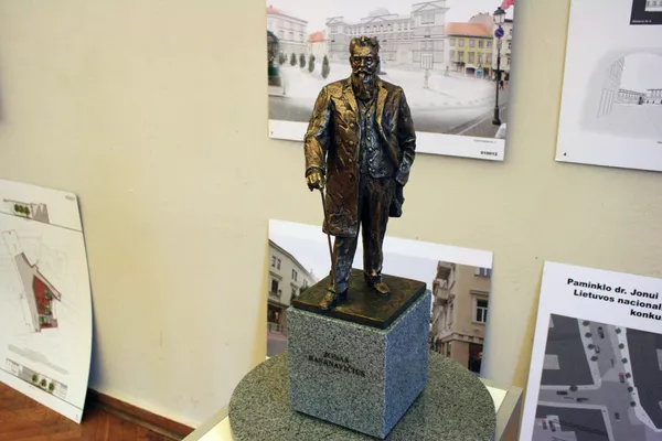 Модель памятника Йонасу Басанавичюсу Модель памятника Йонасу Басанавичюсу - Sputnik Lietuva
