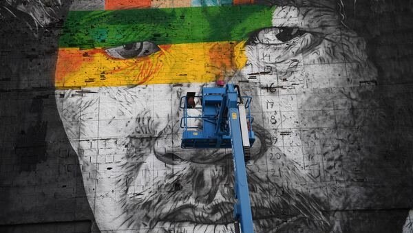 Художник из Бразилии создает гиперреалистичные картины на зданиях