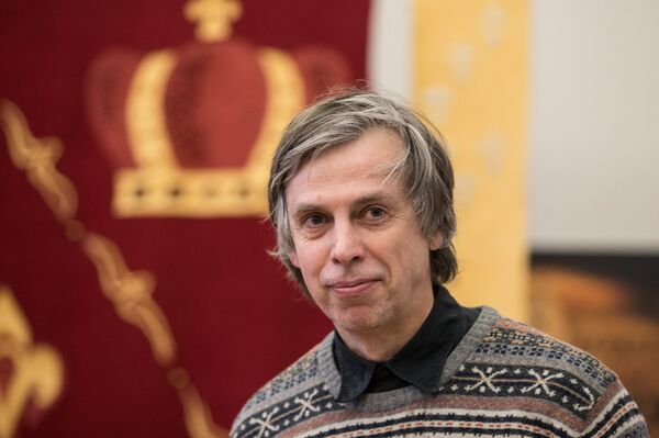 Художник коллекционной монеты, посвященной Ярмарке Казюкаса, Ритас Йонас Белявичюс Художник коллекционной монеты, посвященной Ярмарке Казюкаса, Ритас Йонас Белявичюс - Sputnik Lietuva