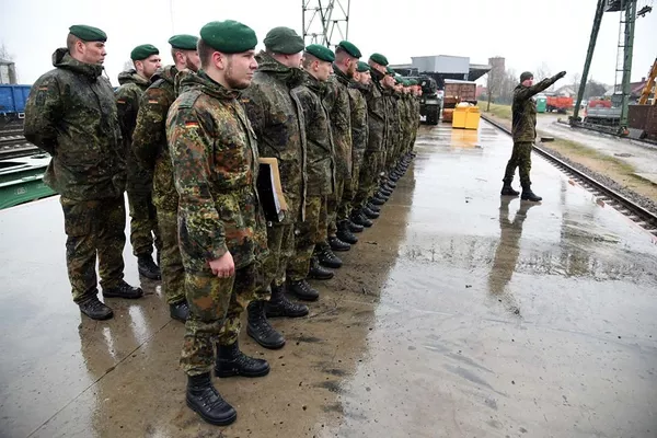 Военные Германии прибыли с военной техникой в Литву Военные Германии прибыли с военной техникой в Литву - Sputnik Lietuva