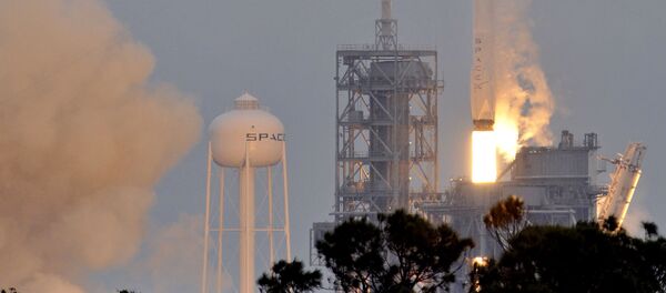 Ракета SpaceX Falcon 9 - Sputnik Литва