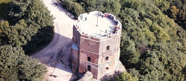 Башня Гедиминаса в Вильнюсе Башня Гедиминаса в Вильнюсе - Sputnik Lietuva