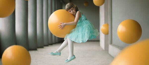 Фотография Far from gravity румынского фотографа Alex Andriesi в категории Enhanced (open) в шортлисте фотоконкурса 2017 Sony World Photography Awards Фотография Far from gravity румынского фотографа Alex Andriesi в категории Enhanced (open) в шортлисте фотоконкурса 2017 Sony World Photography Awards - Sputnik Lietuva