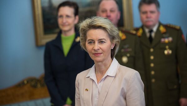 Vokietijos gynybos ministrė Ursula von der Leyen - Sputnik Lietuva