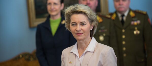 Министр обороны Германии Урсула фон дер Ляйен, архивное фото - Sputnik Литва