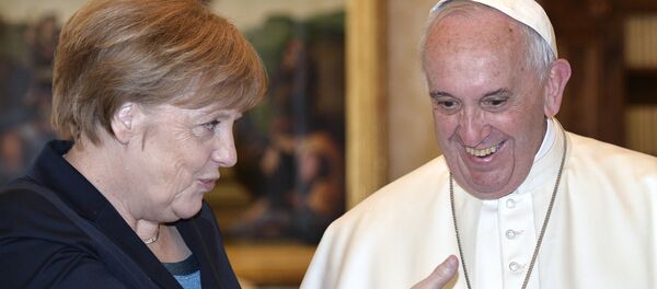 Канцлер Германии Ангела Меркель и Папа римский Франциск - Sputnik Литва