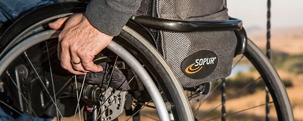 Инвалидная коляска, архивное фото - Sputnik Литва