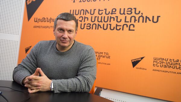 Владимир Соловьев в гостях у радио Sputnik Армения  - Sputnik Lietuva