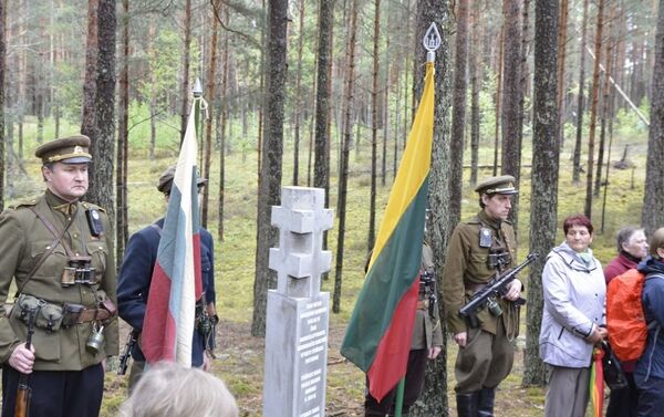 Отдали честь партизанам из отряда Казимирайтиса - Sputnik Литва