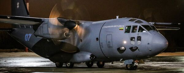 Самолет ВВС Литвы C-27J Spartan, архивное фото - Sputnik Литва