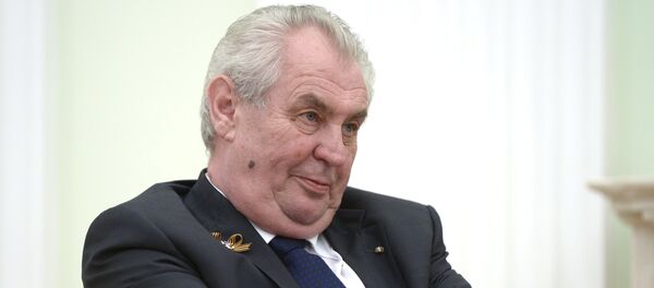Президент Чешской Республики Милош Земан Президент Чешской Республики Милош Земан - Sputnik Lietuva