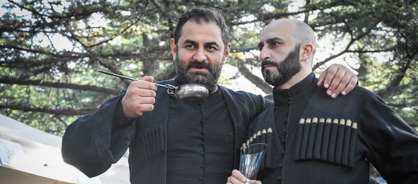 Грузинское вино, песни и танцы - фестиваль вина в Тбилиси - Sputnik Литва