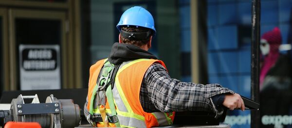 Строительный рабочий, архивное фото - Sputnik Литва