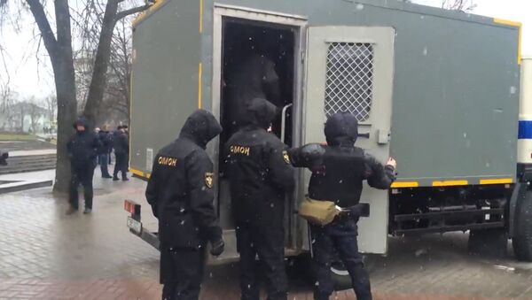 Задержание участников несанкционированной акции оппозиции в Минске - Sputnik Lietuva