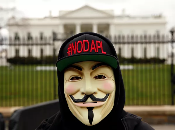 Активист протестует против Dakota Access и Keystone XL Активист протестует против Dakota Access и Keystone XL - Sputnik Lietuva