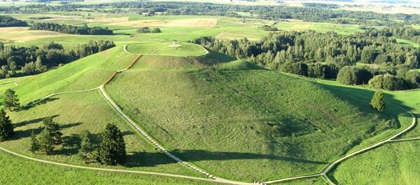 Курган в Литве - Sputnik Литва