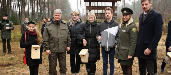 Акция «Птицы возвращаются домой – 2017» в лесхозе Неменчине Акция «Птицы возвращаются домой – 2017» в лесхозе Неменчине - Sputnik Lietuva