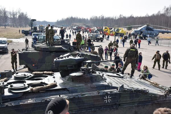 Runway Run 2017 Runway Run 2017 - Sputnik Литва