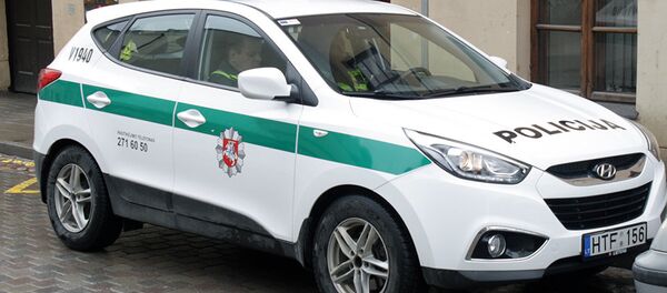 Порядок в Республике Ужупис поддерживают наряды полиции Порядок в Республике Ужупис поддерживают наряды полиции - Sputnik Lietuva