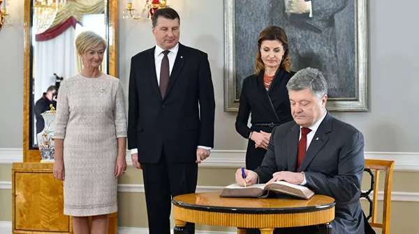 Официальный визит президента Украины Петра Порошенко в Латвию Официальный визит президента Украины Петра Порошенко в Латвию - Sputnik Lietuva