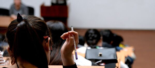 Ежегодная акция по проверке грамотности Тотальный диктант - Sputnik Литва