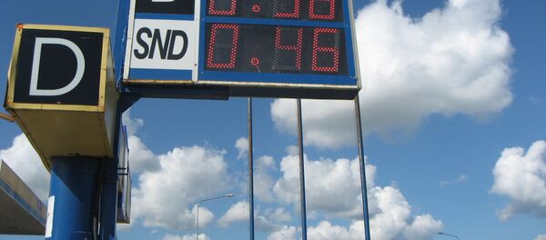 Kainos Vilniaus degalinėje Kainos Vilniaus degalinėje - Sputnik Литва