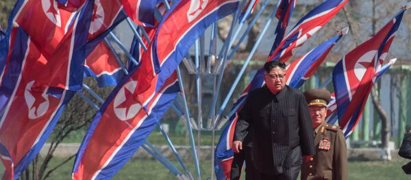 Церемония открытия нового жилого комплекса на улице Рёмён в Пхеньяне - Sputnik Литва