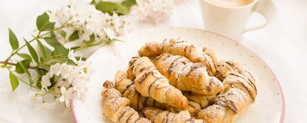 Круассан и кофе - Sputnik Литва