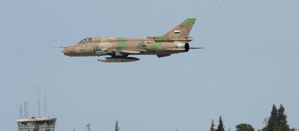 Сирийские ВВС возобновили вылеты с аэродрома Шайрат Сирийские ВВС возобновили вылеты с аэродрома Шайрат - Sputnik Литва