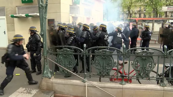 Протесты в Париже накануне выборов - Sputnik Lietuva