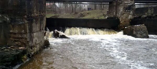 Плотина в паре Бельмонтас Плотина в паре Бельмонтас - Sputnik Lietuva