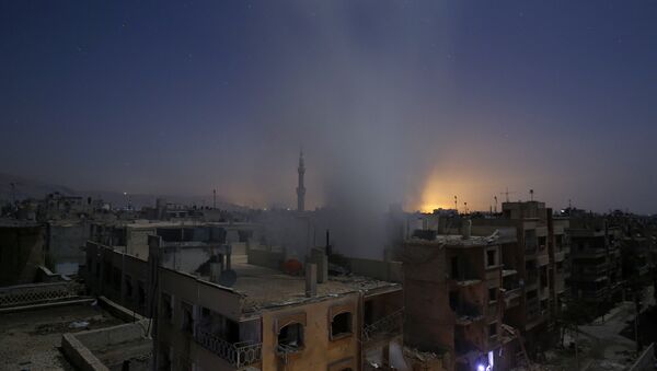 Дым от взрыва в Дамаске, Сирия - Sputnik Литва
