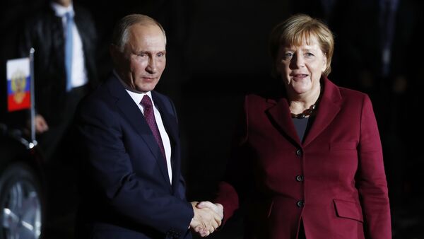 Ангела Меркель и Владимир Путин - Sputnik Литва