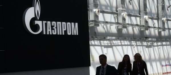 Стенд с логотипом компании Газпром - Sputnik Литва