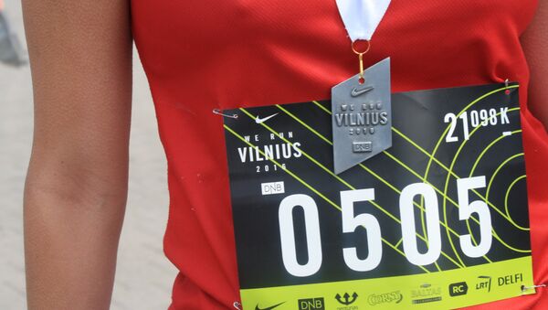 Символическая медаль марафона We run Vilnius - Sputnik Lietuva