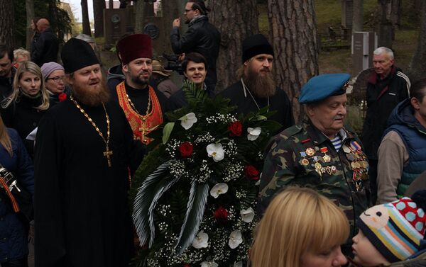 Stačiatikių bažnyčios kunigai dalyvavo Nemirtingųjų pulko eitynėse - Sputnik Lietuva