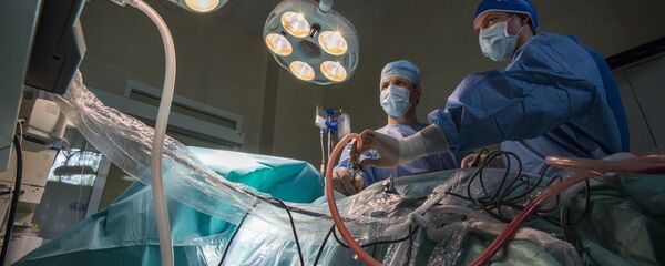 Операция в клинике Операция в клинике - Sputnik Литва