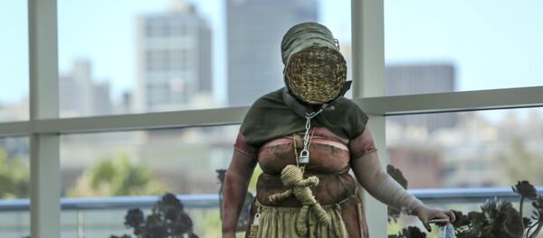 Косплей персонажа из вселенной Ведьмака Косплей персонажа из вселенной Ведьмака - Sputnik Литва