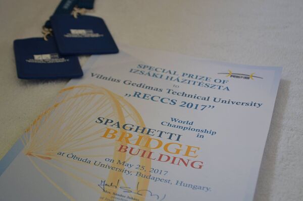 Сертификат об участии в конкурсе на строительство мостов из макарон - Sputnik Литва