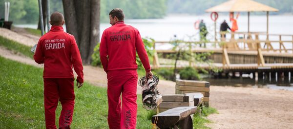 Начало купального сезона Начало купального сезона - Sputnik Lietuva