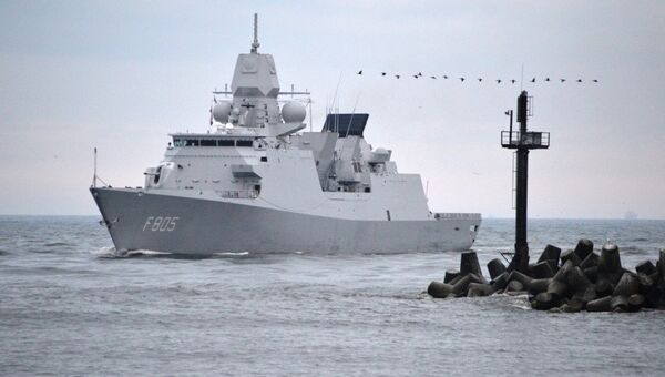 В Клайпеду приплыли военные фрегаты НАТО из Норвегии и Нидерландов - Sputnik Lietuva