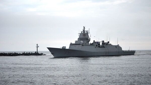 В Клайпеду пришли военные фрегаты НАТО из Норвегии - Sputnik Литва