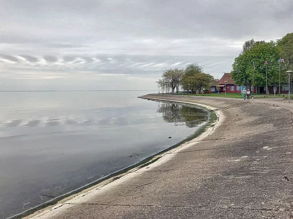 Даже в пасмурный день Нида выглядит прекрасно Даже в пасмурный день Нида выглядит прекрасно - Sputnik Lietuva